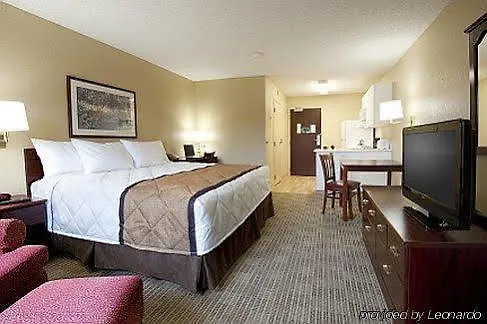 Hometowne By Red Roof - Black Canyon Highway 2*
